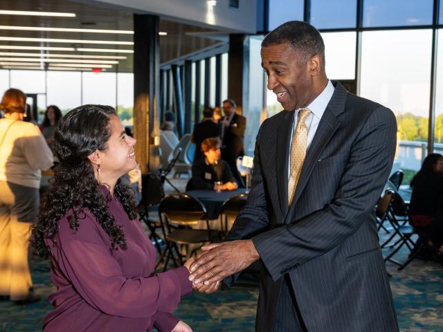 Kean alumni attend professional development event
