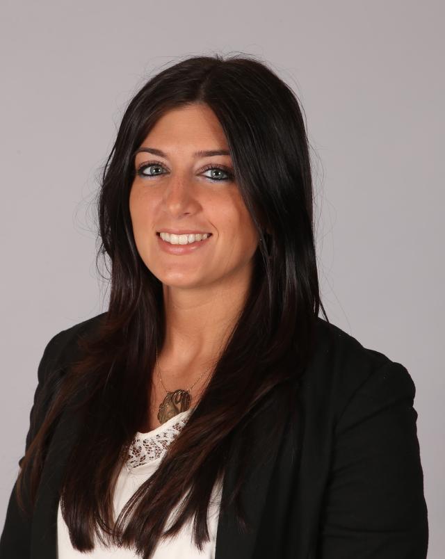Headshot of Alexa Scicchitano